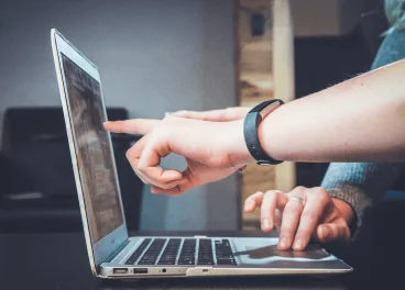 Teaching Business In Laptop